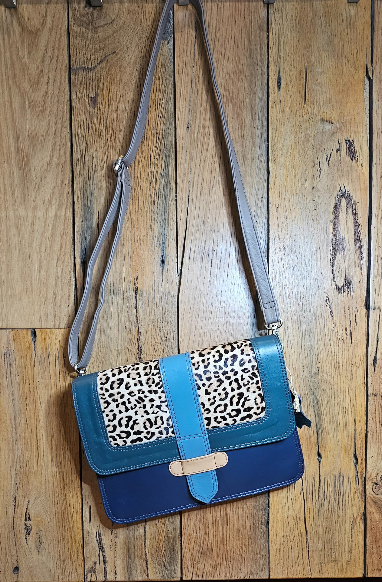 Safari Weekend Satchel - several colours available