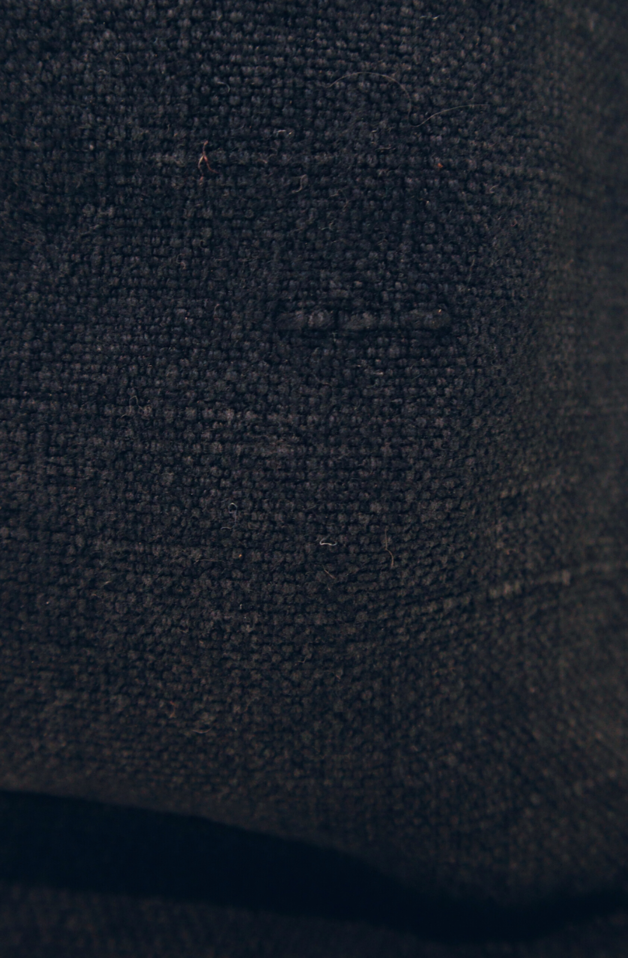 Black bag swatch – classic and timeless, perfect for every journey