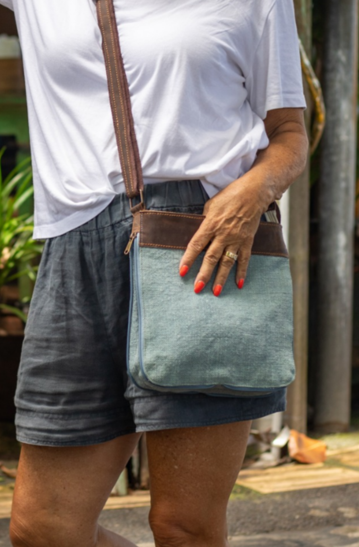 Less Is More - Sustainable Jute.
