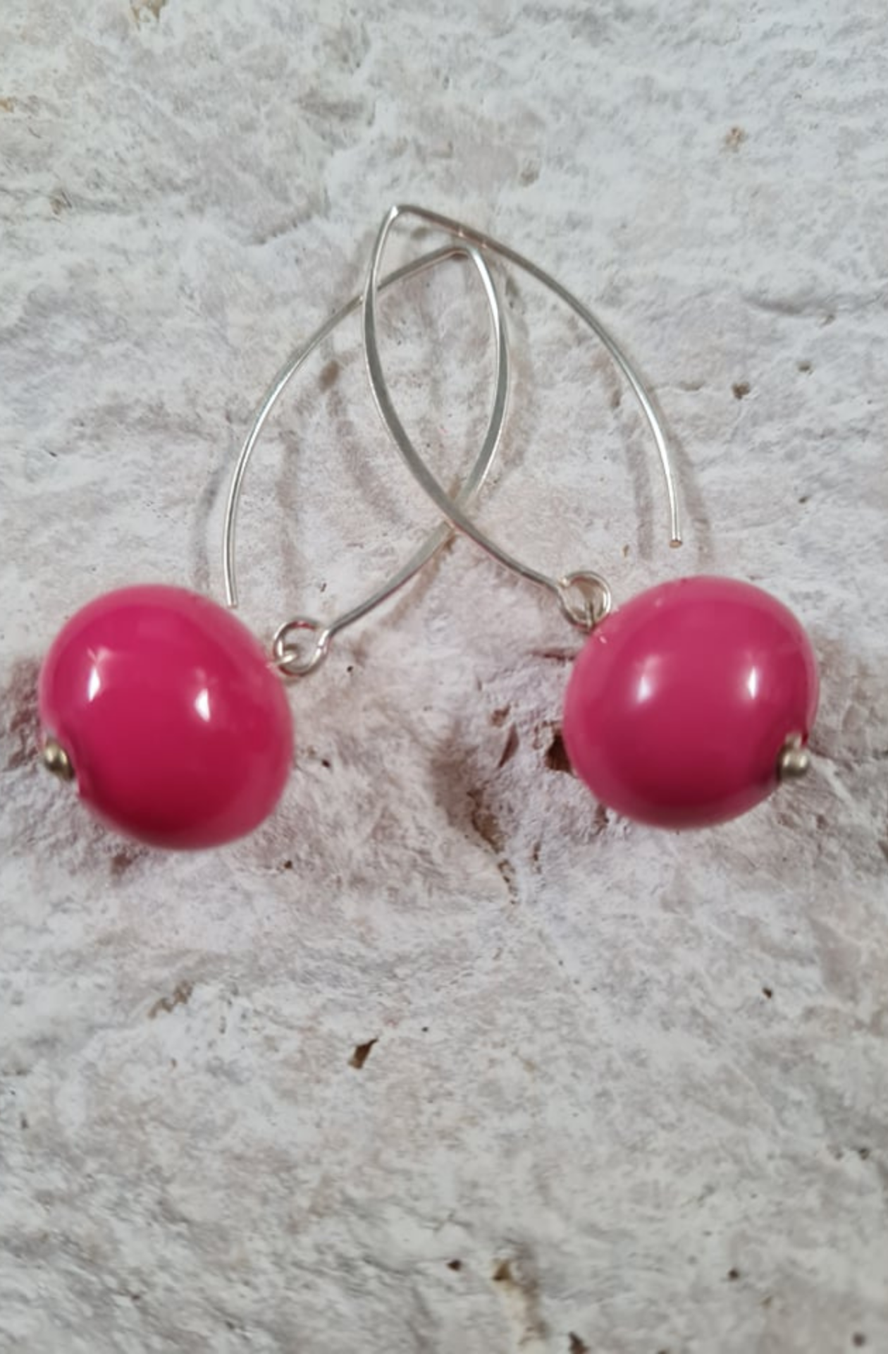 faux pearl earrings| hot pink earrings| sterling silver pearl earrings| shell based earrings| 