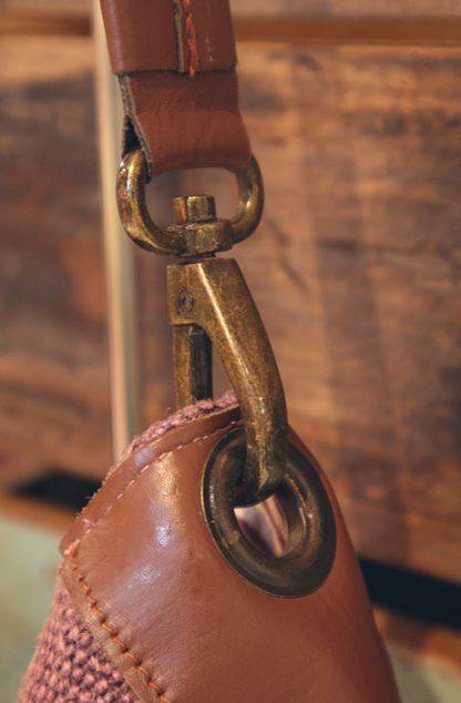 Urban Voyager Shoulder Bag - Sustainable Jute.